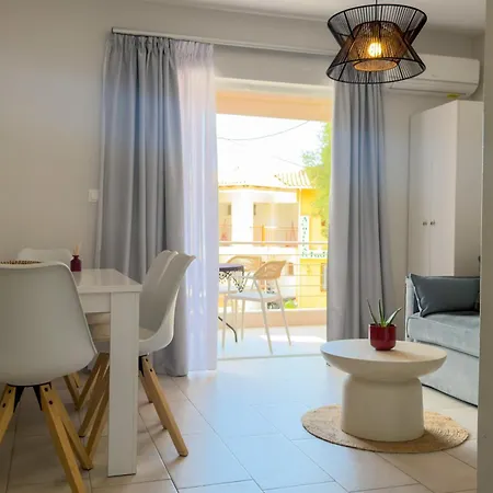 Mella Roa - Ruby *